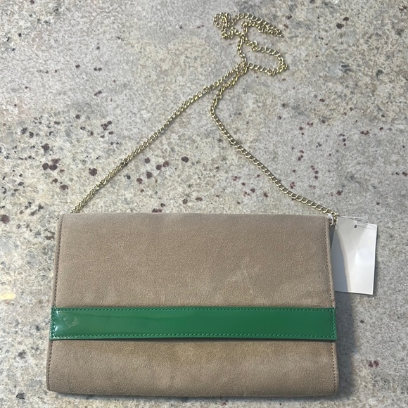 Elegant Beige and Green Clutch Bag - Picture 1 of 3